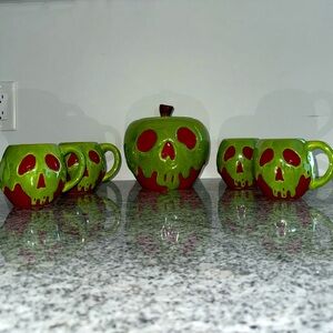 Disney Villains Poison Apple cookie jar and mug set